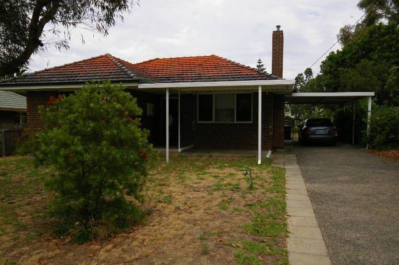 17 Ticehurst Way, BALGA WA 6061, Balga - Thumbnail 2