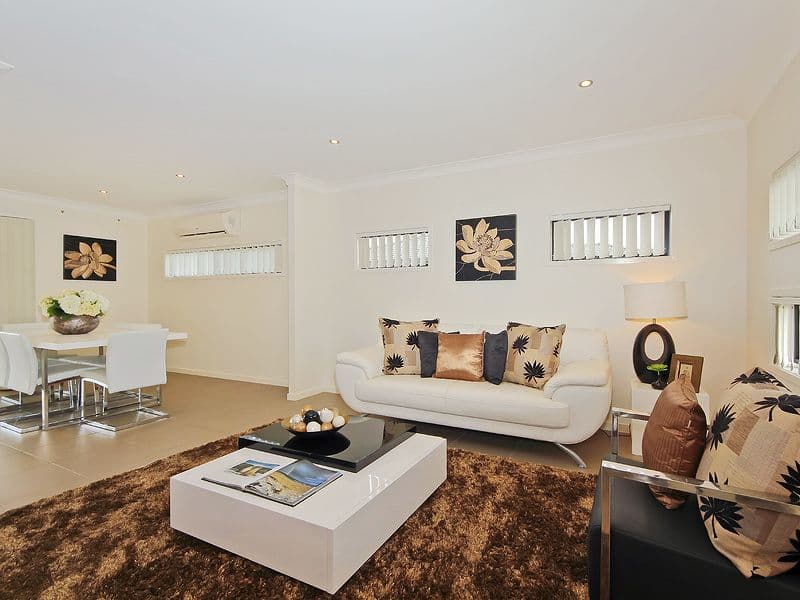9 Willunga Street, PACIFIC PINES QLD 4211, Pacific Pines - Thumbnail 4
