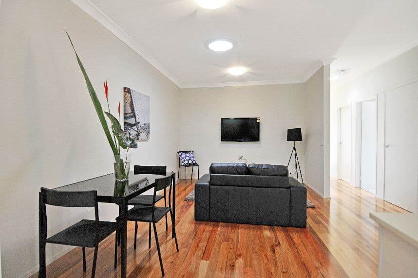 25 Redman Avenue, THIRROUL NSW 2515, Thirroul - Thumbnail 3