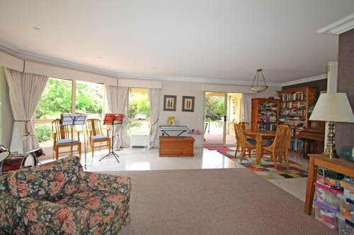 11 Reardon Place, BUNGENDORE NSW 2621, Bungendore - Thumbnail 3