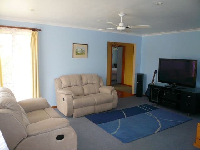 17 Mount Stuart Drive, NEWNHAM TAS 7248, Newnham - Thumbnail 3