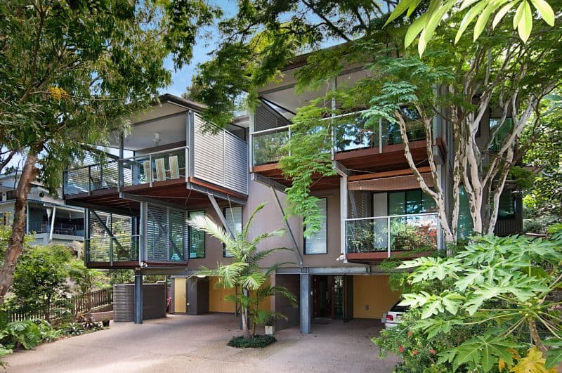  808 Pacific Parade, CURRUMBIN QLD 4223, Currumbin - Thumbnail 2