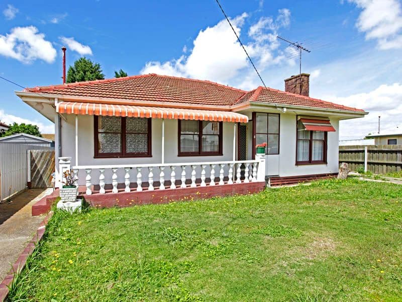 9 Swallow Crescent, NORLANE VIC 3214, Norlane - Image 1