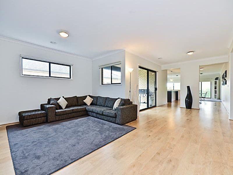 54 Province Boulevard, HIGHTON VIC 3216, Highton - Thumbnail 3