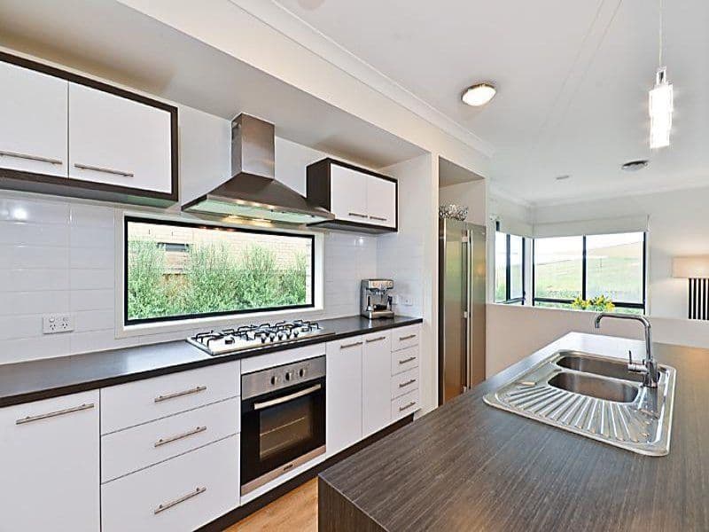 54 Province Boulevard, HIGHTON VIC 3216, Highton - Thumbnail 5