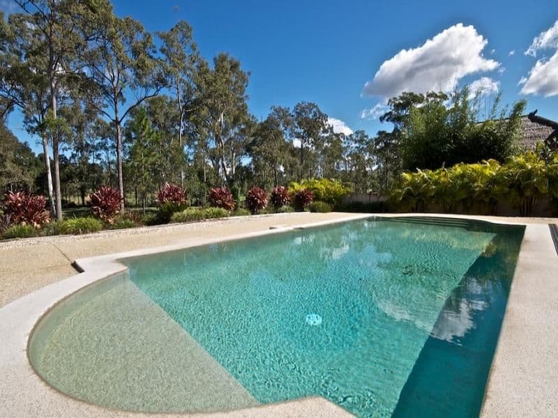 92 Arun Drive, ARUNDEL QLD 4214, Arundel - Thumbnail 6