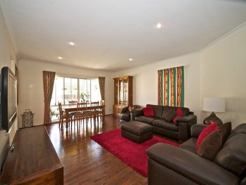 3 London Chase, ARUNDEL QLD 4214, Arundel - Thumbnail 8