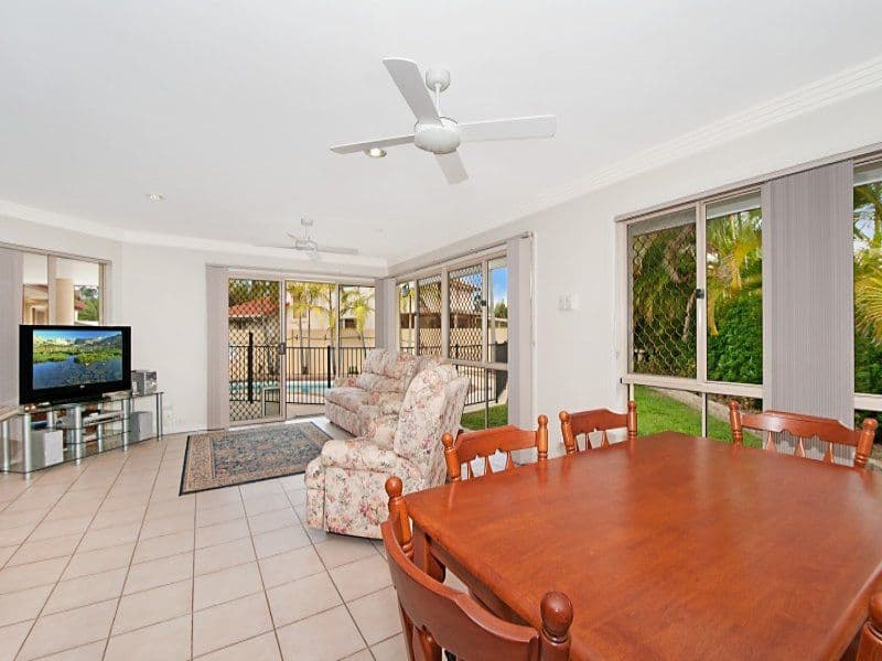 19 Fitzalan Circuit, ARUNDEL QLD 4214, Arundel - Thumbnail 4