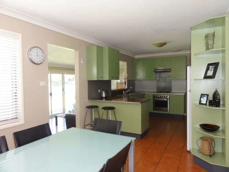 20 Craig Crescent, DAPTO NSW 2530, Dapto - Thumbnail 4