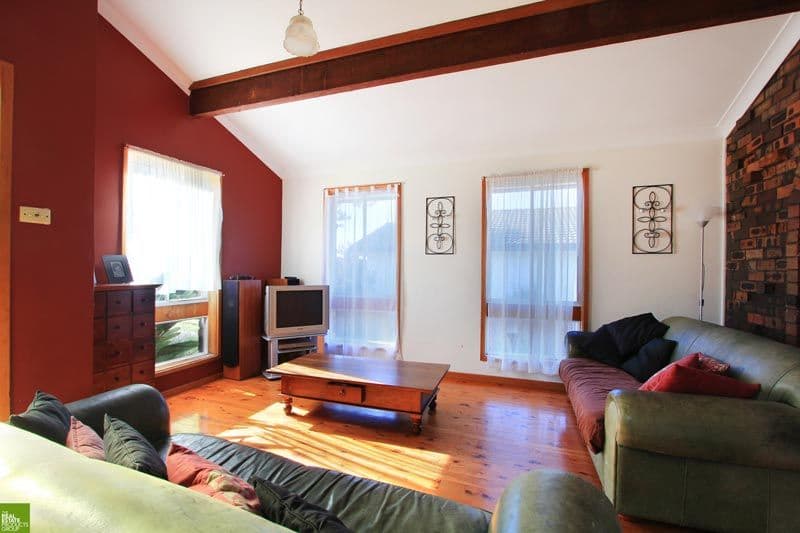 21 Loch View Avenue, FARMBOROUGH HEIGHTS NSW 2526, Farmborough Heights - Thumbnail 3