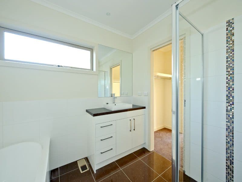 1a Bond Avenue, BLACKBURN SOUTH VIC 3130, Blackburn South - Thumbnail 4