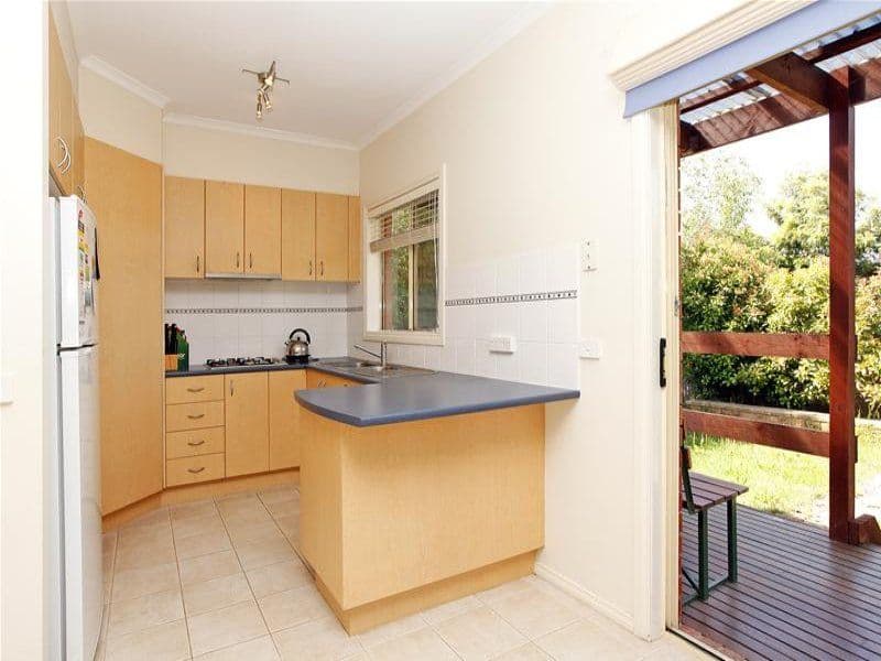 4 Bicolor Court, BUNDOORA VIC 3083, Bundoora - Thumbnail 3