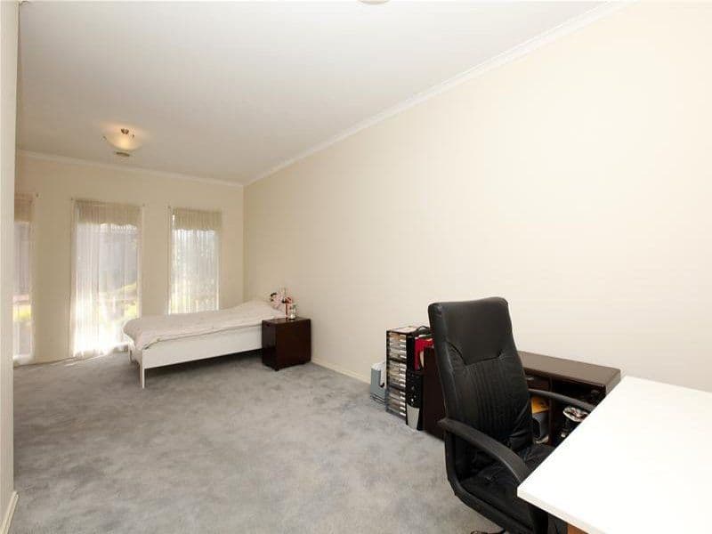 4 Bicolor Court, BUNDOORA VIC 3083, Bundoora - Thumbnail 5