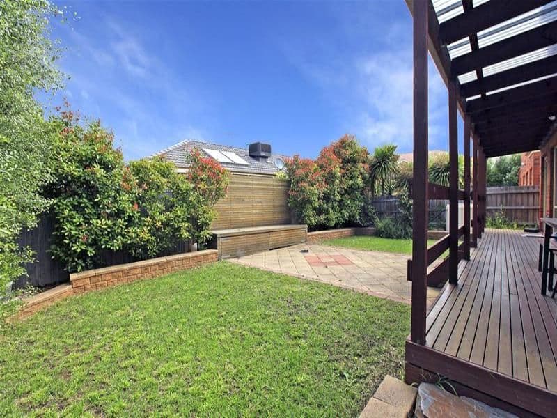 4 Bicolor Court, BUNDOORA VIC 3083, Bundoora - Thumbnail 2