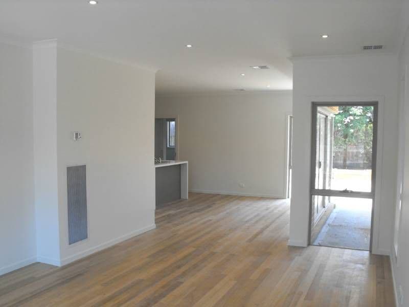 Unit 4, 16 Young Street, EPPING VIC 3076, Epping - Thumbnail 6