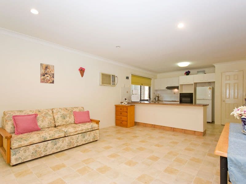 44 Glasshouse Crescent, FOREST LAKE QLD 4078, Forest Lake - Thumbnail 2