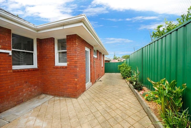62  Beaconsfield Street, BEXLEY NSW 2207, Bexley - Thumbnail 2