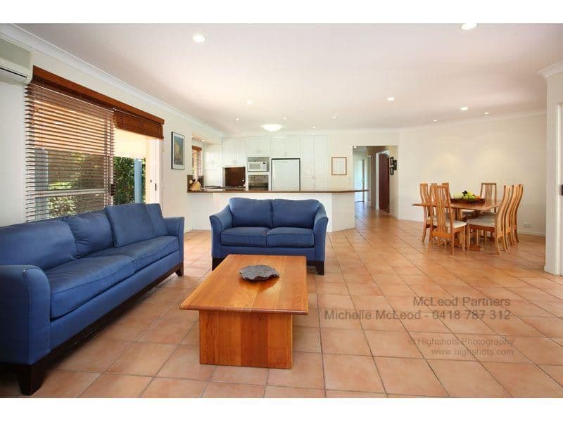 38 Mukurta Street, CHAPEL HILL QLD 4069, Chapel Hill - Thumbnail 5