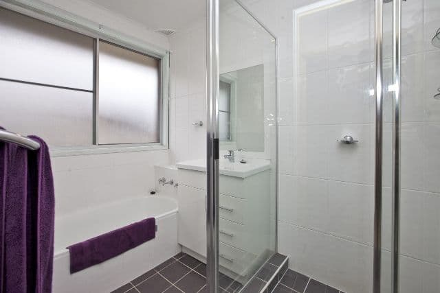 4 Woolley Close, THORNTON NSW 2322, Thornton - Thumbnail 3