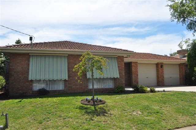 6 Yarcombe Crescent, CRAIGIEBURN VIC 3064, Craigieburn - Image 1