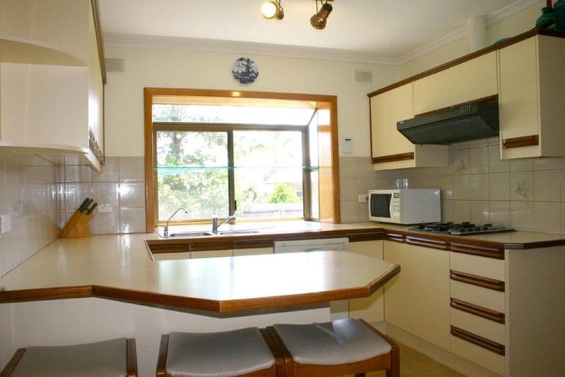 10 College Avenue, VALLEY VIEW SA 5093, Valley View - Thumbnail 2