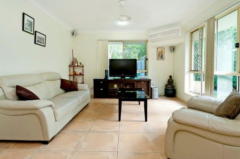 95 Arundel Drive, ARUNDEL QLD 4214, Arundel - Thumbnail 4