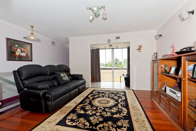 8 Endeavour Street, CAPALABA QLD 4157, Capalaba - Thumbnail 3
