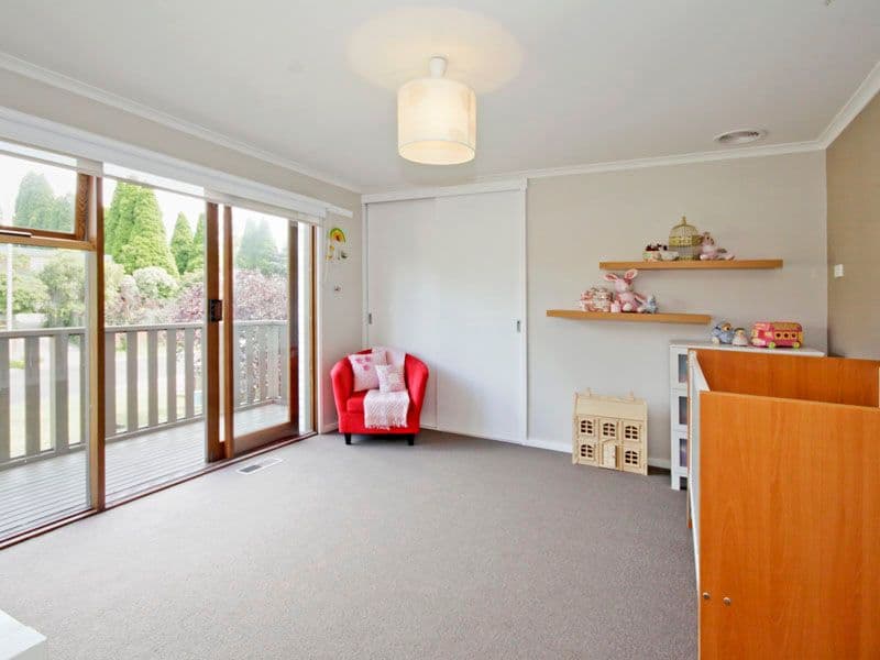 2 Vanessa Avenue, HIGHTON VIC 3216, Highton - Thumbnail 8