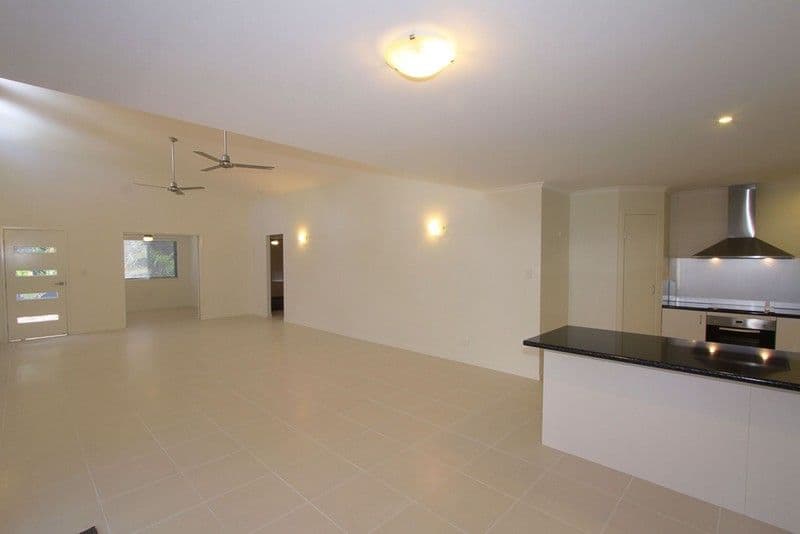 4 Kentia Avenue, MOORE PARK BEACH QLD 4670, Moore Park Beach - Image 1
