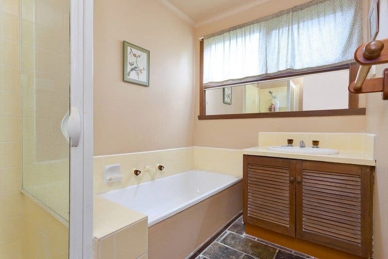 30 Illawarra Avenue, ROWVILLE VIC 3178, Rowville - Thumbnail 7