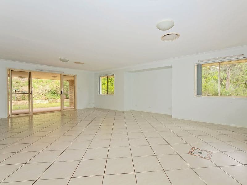 21 Kamala Court, BONOGIN QLD 4213, Bonogin - Thumbnail 4