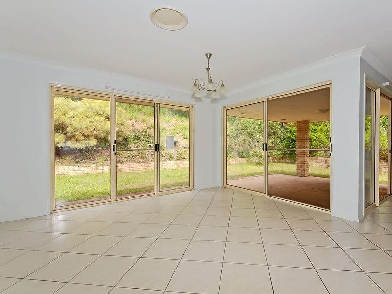 21 Kamala Court, BONOGIN QLD 4213, Bonogin - Thumbnail 5
