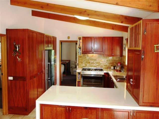 10 Leslie Avenue, COWES VIC 3922, Cowes - Thumbnail 3