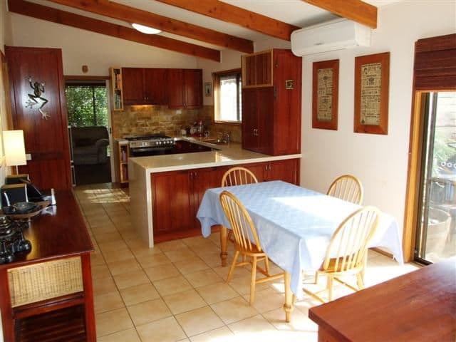 10 Leslie Avenue, COWES VIC 3922, Cowes - Thumbnail 5