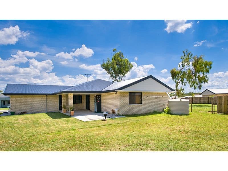 56 Bramble Street, NORMAN GARDENS QLD 4701, Norman Gardens - Thumbnail 2