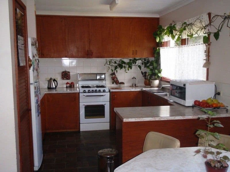 6 Delhi Street, SEYMOUR VIC 3660, Seymour - Thumbnail 3