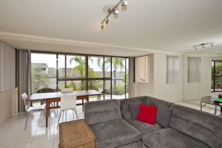 102 Madison Drive, ADAMSTOWN HEIGHTS NSW 2289, Adamstown Heights - Thumbnail 2