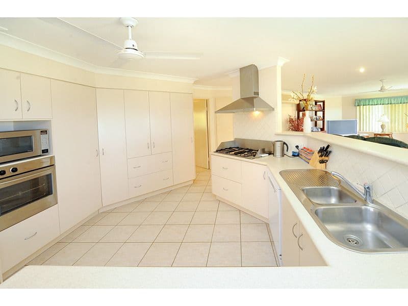 10 Africander Avenue, NORMAN GARDENS QLD 4701, Norman Gardens - Thumbnail 7