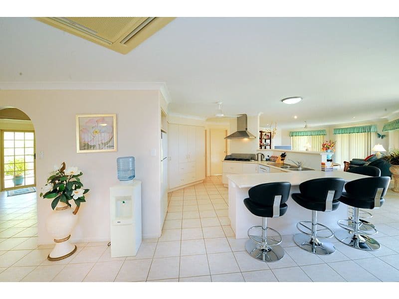 10 Africander Avenue, NORMAN GARDENS QLD 4701, Norman Gardens - Thumbnail 8