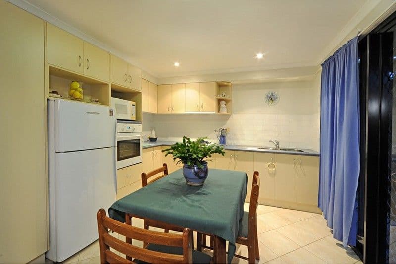 22 Mandalay Road, JUBILEE POCKET QLD 4802, Jubilee Pocket - Thumbnail 4