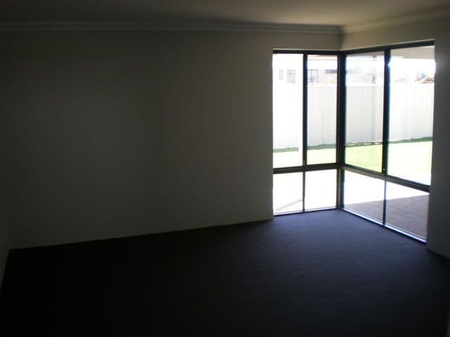 171 Glenfield Beach Drive, DRUMMOND COVE WA 6532, Drummond Cove - Thumbnail 8