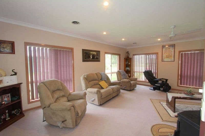 12 Chris-Lyn Avenue, SOUTH BINGERA QLD 4670, South Bingera - Thumbnail 6