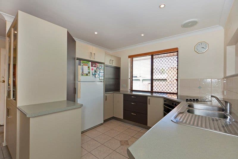 22 Sheena Street, WELLINGTON POINT QLD 4160, Wellington Point - Thumbnail 7