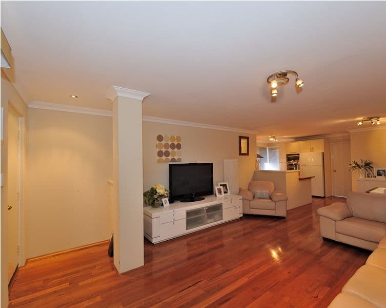 9 Hannans Street, MORLEY WA 6062, Morley - Thumbnail 2