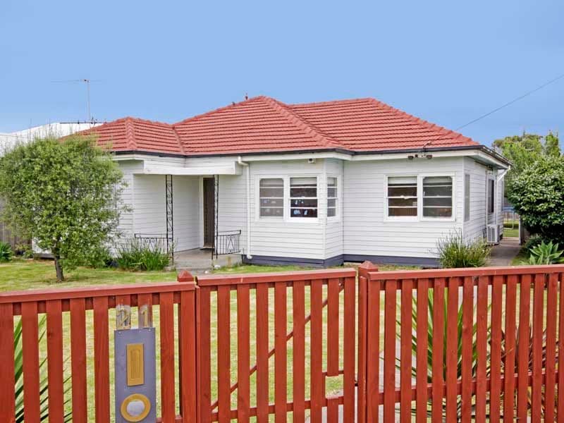 21 Panorama Road, HERNE HILL VIC 3218, Herne Hill - Image 1