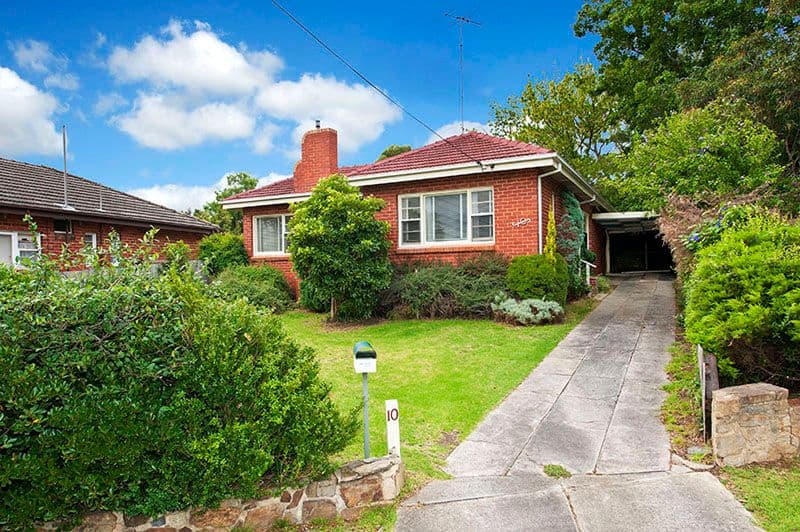 10 Fernley Avenue, MACLEOD VIC 3085, Macleod - Image 1