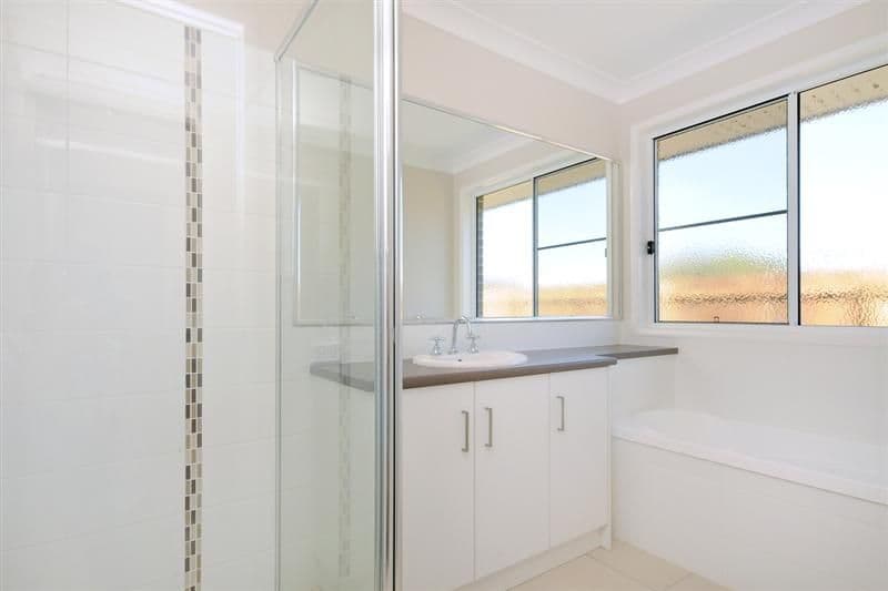7 Neiwand Street, KEARNEYS SPRING QLD 4350, Kearneys Spring - Thumbnail 6
