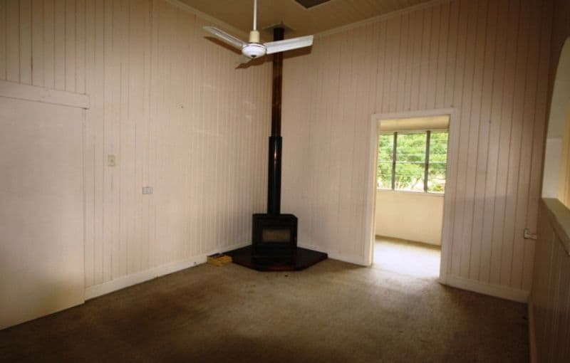 16 Rowland Street, WARWICK QLD 4370, Warwick - Thumbnail 6