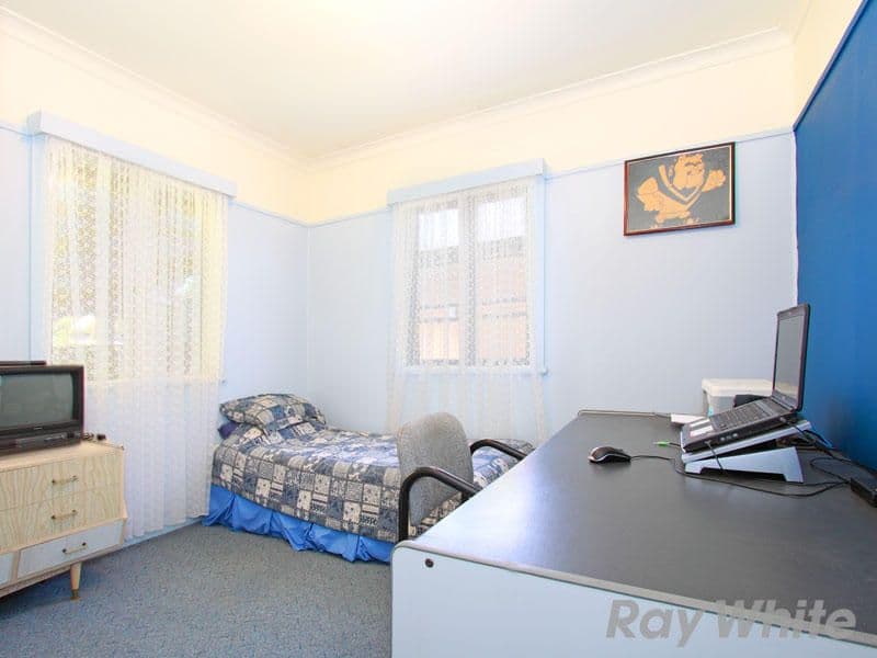 37 Longstaff Street, BRIGHTON QLD 4017, Brighton - Thumbnail 7