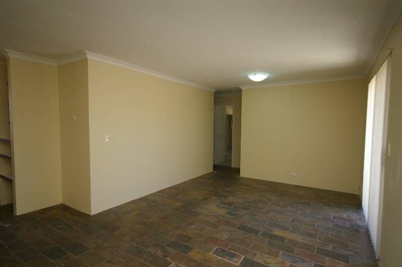 34 Appleblossom Drive, MIRRABOOKA WA 6061, Mirrabooka - Thumbnail 2
